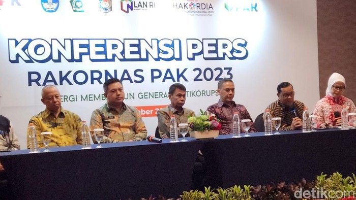 Konferensi pers rakornas PAK 2023 (Adrial Akbar/detikcom)