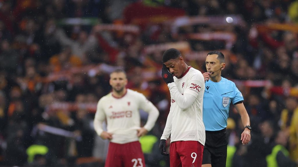 Kinerja Anthony Martial dipertanyakan. (Foto: AP/)