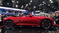 Peluncuran MG Cyberster di TIME 2023 berstatus sebagai ASEAN premiere atau pertama di Asia Tenggara. Kabarnya, setelah Thailand, mobil kencang tersebut akan menyapa konsumen di Indonesia. Foto: Septian Farhan Nurhuda / detikcom