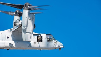 Korps Marinir dan Angkatan Laut melaporkan masalah serupa,. Masing-masing angkatan telah berupaya mengatasi masalah ini pada pesawat mereka, namun kegagalan kopling juga disebutkan dalam kecelakaan fatal Korps Marinir AS di Osprey pada tahun 2022 yang menewaskan lima orang. Foto: Boeing