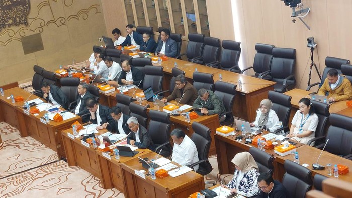 RDP Komisi VII DPR dengan SKK Migas, Kamis (30/11/2023).