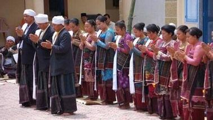 Ritual Sipaha Lima (Foto: Dok. Kemendikbud)