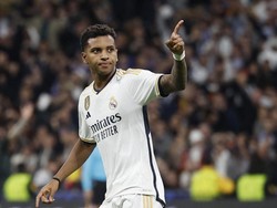 Rodrygo kabarnya masih terus dipantau Arsenal. The Gunners akan segera berikan tawaran resmi ke Real Madrid (REUTERS/JUAN MEDINA)