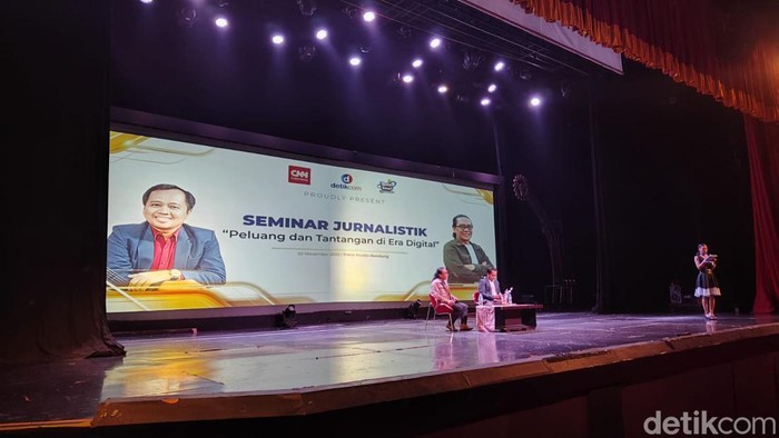 Seminar Jurnalistik di Trans Studio Bandung, Kamis (30/11/2023)
