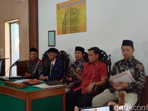 Sidang Perdana Gugatan Rp 204 T, Gibran Diwakili Tim Kuasa Hukum