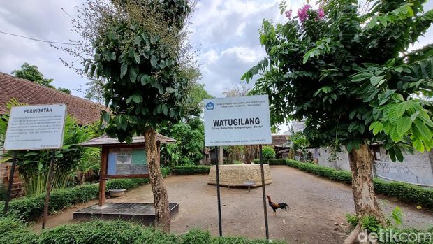Penampakan situs Watu Gilang di Pedukuhan Gilang, Kalurahan Baturetno, Kapanewon Banguntapan, Kabupaten Bantul, Kamis (30/11/2023).