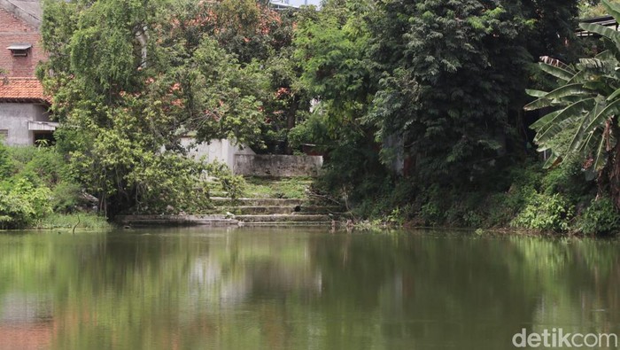 Telaga Pegat di Gresik