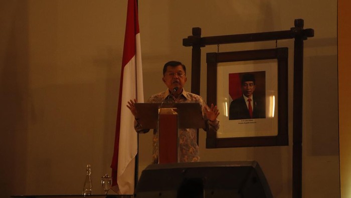 Indonesias International Seminar: Navigating the Future of the Global Value Chain and Green Transition.