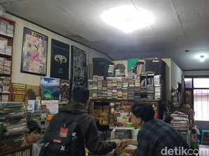 DU 68 Musik, Surganya Pecinta Kaset Pita di Bandung