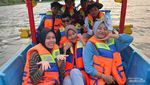 Seru Juga Healing Naik Kapal Telusur Kali Serayu, Cobain Deh!