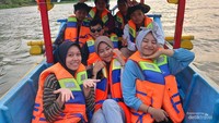 View sore hari. Seru nih sama teman-teman.