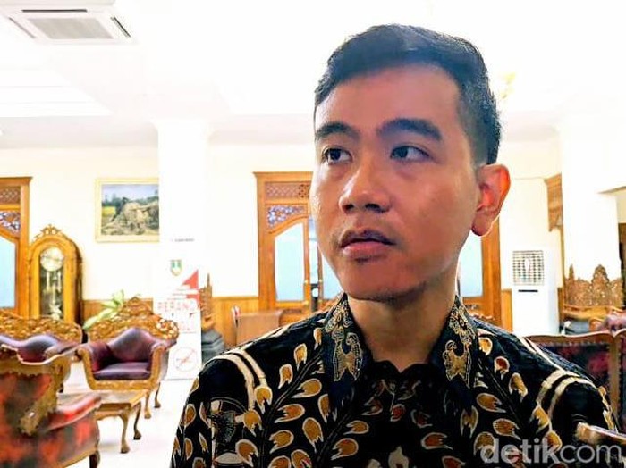 Wali Kota Solo Gibran Rakabuming di Balai Kota Solo, Kamis (30/11/2023).