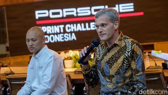 Porsche Sprint Challenge bakal digelar di Sirkuit Mandalika, NTB. Ini merupakan ajang balap khusus mobil sport Porsche 911 GT3 yang digelar di berbagai belahan dunia.