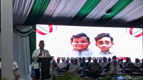 Wakil Ketua Tim Kampanye Nasional pasangan Prabowo-Gibran Ahmad Muzani berkunjung ke Ponpes NW Anjani Lombok Timur, Jumat petang (1/12/2023). Foto: (Ahmad Viqi/detikBali).