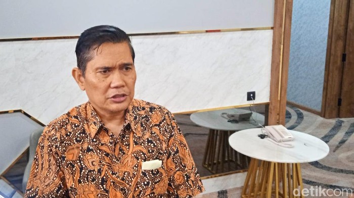 Anggota Bawaslu Sumut, Suhadi Sukendar Situmorang. (Nizar Aldi/detikSumut)