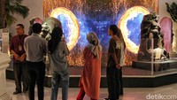 Sebanyak 152 koleksi itu tengah dipamerkan di Gedung A Galeri Nasional Indonesia, Jakarta Pusat, hingga 10 Desember 2023.