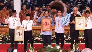 Bingkai Sepekan: Kampanye Dimulai, Buruh Demo UMP Cuma Naik Tipis