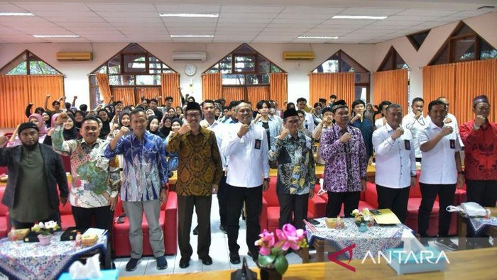 Deputi Bidang Penindakan dan Pembinaan Kemampuan BNPT RI Irjen Pol Ibnu Suhaendra saat diskusi di Universitas Islam Negeri (UIN) Sunan Kalijaga Yogyakarta.