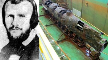 H.L. Hunley adalah seorang insinyur kelautan Konfederasi dan penemu kapal selam tempur pertama, CSS Hunley saat Perang Saudara Amerika. Setelah dua tes rutin sebelumnya gagal, Hunley mengambil alih komando kapal selam tersebut. Tetapi setelah gagal muncul kembali, dia dan tujuh anggota awak lainnya tenggelam. Hunley dimakamkan dengan penghormatan militer penuh di Pemakaman Magnolia di Charleston, Carolina Selatan. Foto: 25List