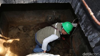 Tim Tapal Batas detikcom berkesempatan langsung mengintip area BMH tersebut di Waingapu, Sumba Timur. Lokasi BMH tersebut berada tak jauh dari NOC Palapa Ring di Desa Palakahembi, Kecamatan, Pandawai Waingapu, Kabupaten Sumba Timur, NTT, dekat area pesisir Pantai Walakiri.