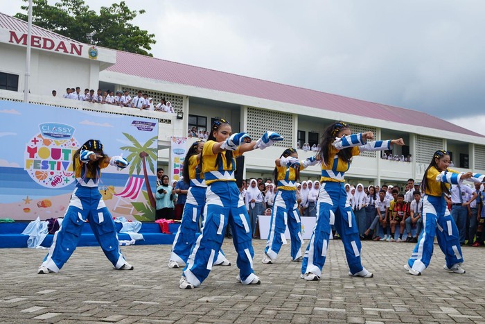 Keseruan Classy Youth Yamaha Festival Keliling 8 SMA di Medan