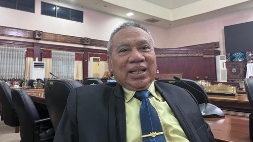 Ketua TPD Ganjar-Mahfud Md NTB yang juga Ketua DPW PPP NTB Muzihir di gedung DPRD NTB, Kamis malam (30/11/2023).