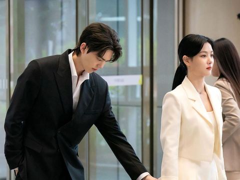 Kim Yoo Jung dan Song Kang dalam Drama Korea My Demon