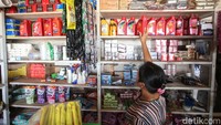Dituturkan Mujiono, kebanyakan petani di Isano Mbias mengajukan Kredit Kece ini pada saat musim tanam. Pada musim tanam, mereka bisa menerima kurang lebih 20 orang nasabah UMi. Sebaliknya di musim kemarau, nasabah UMi hanya berkisar 2-5 orang, Per 12 November 2023, jumlah nasabah UMi di Kios Aurens mencapai 42 orang. Adapun jumlah dana kredit yang telah disalurkan senilai Rp 320,5 juta.