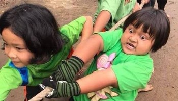 Nariknya semangat banget, Dik. Foto: X/Twitter/kindashiny