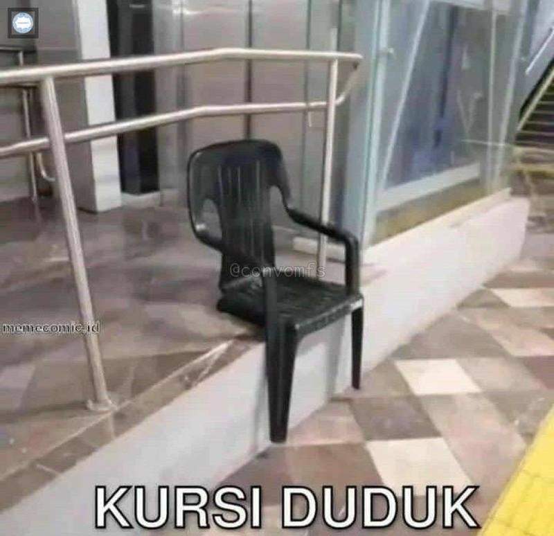 Meme berikut ini benar tapi salah. Idenya benar-benar mind blowing dan bikin nyengir yang ngelihatnya.