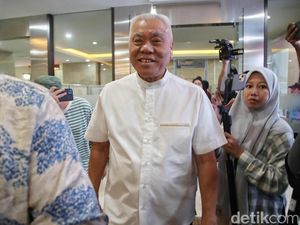Penasihat Hukum Sebut Alex Tirta Siap Dikonfrontir dengan Firli Bahuri