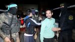 Momen Tak Biasa, Senyum dan Hormat Sandera yang Dibebaskan Hamas