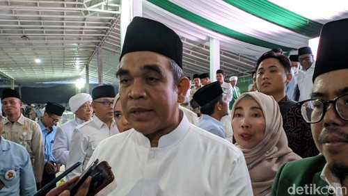 Wakil Ketua Tim Kampanye Nasional (TKN) pasangan Prabowo Subianto dan Gibran Rakabuming Raka, Ahmad Muzani ditemui di Ponpes NW Anjani Lombok Timur, Jumat (1/12/2023). Foto: (Ahmad Viqi/detikBali).