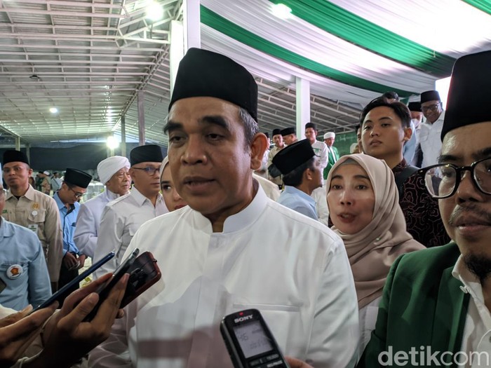 Wakil Ketua Tim Kampanye Nasional (TKN) pasangan Prabowo Subianto dan Gibran Rakabuming Raka, Ahmad Muzani ditemui di Ponpes NW Anjani Lombok Timur, Jumat (1/12/2023). Foto: (Ahmad Viqi/detikBali).