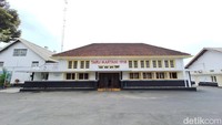 Pabrik Cerutu Taru Martani 1918. Pabrik ini berada di Baciro, Yogyakarta dan telah beroperasi sejak 1918. Pabrik ini disebut-sebut sebagai pabrik ceritu tertua di Asia Tenggara. (Mahendra Lavidavayastama/detikcom)