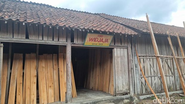 Pasar Kayu Muntilan, tempat syuting Gadis Kretek