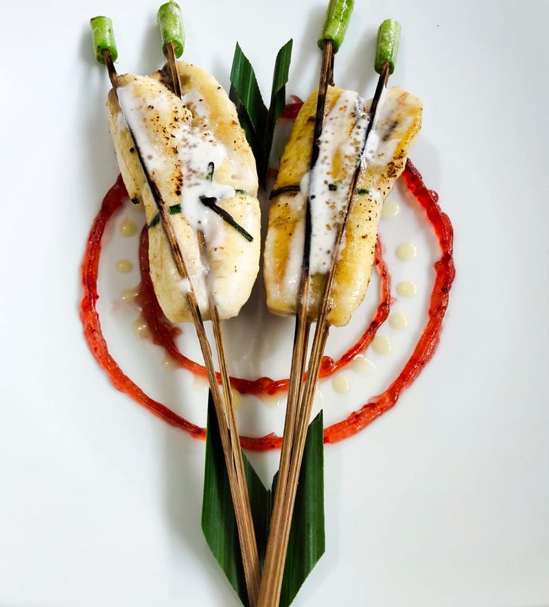 Perawan Kenes, Pisang Panggang Dijepit Bambu Favorit Raja Jogja.