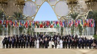 Usai melakukan sesi foto, Jokowi kemudian berjalan bersama untuk menuju tempat diselenggarakannya pembukaan WCAS COP28 di Al Waha Theatre, Dubai Exhibition Center (DEC).