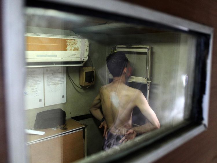 Potret Warga Lakukan Deteksi Dini TBC di Medan