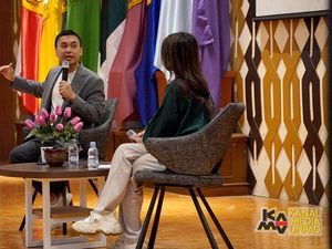 Pesan Raditya Dika ke Mahasiswa: Ekspresikan Kegelisahan lewat Karya