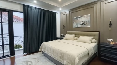 8 Potret Rumah Baru Fadly Faisal, Nggak Kalah Mewah dari Fuji