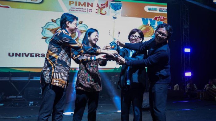 UGM juara umum Pimnas ke-36.
