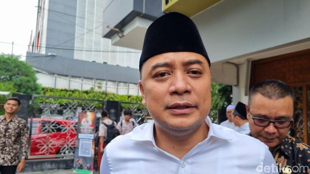 Wali Kota Surabaya Eri Cahyadi
