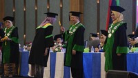 Rektor berharap lulusan UMHT menjadi SDM unggul, agen perubahan, tangkas inovatif, kompetitif dan profesional, bukan hanya lisan maupun tulisan visi misi belaka. 