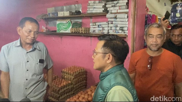 Cak Imin tinjau pasar di Pekanbaru
