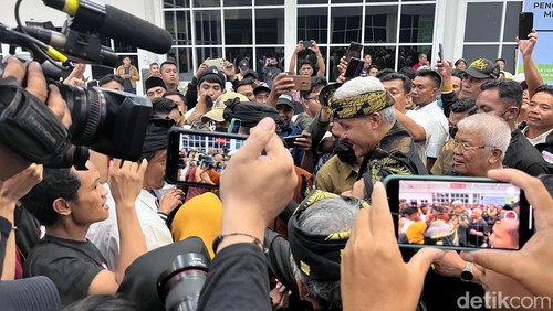 Ganjar Pranowo tiba di Lombok, NTB.