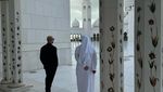 Potret Jason Statham di Masjid Agung Sheikh Zayed di Abu Dhabi