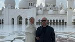 Potret Jason Statham di Masjid Agung Sheikh Zayed di Abu Dhabi