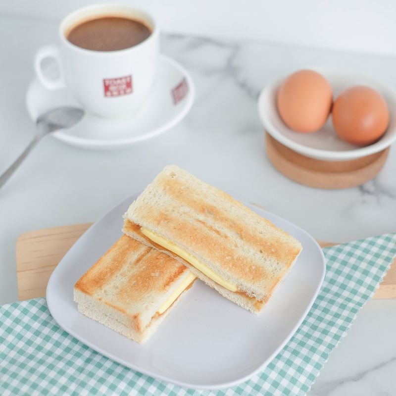 rekomendasi kaya toast di jakarta