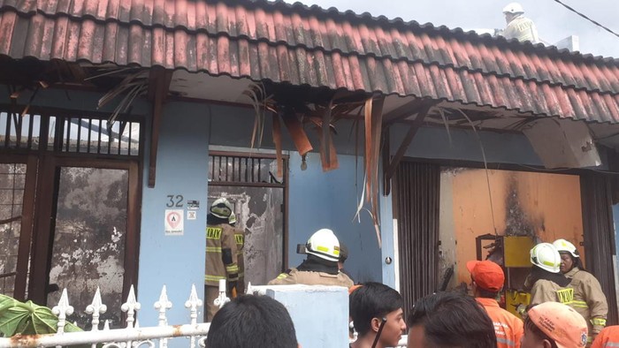 Kebakaran rumah di Mampang Prapatan, Jaksel (dok. istimewa)